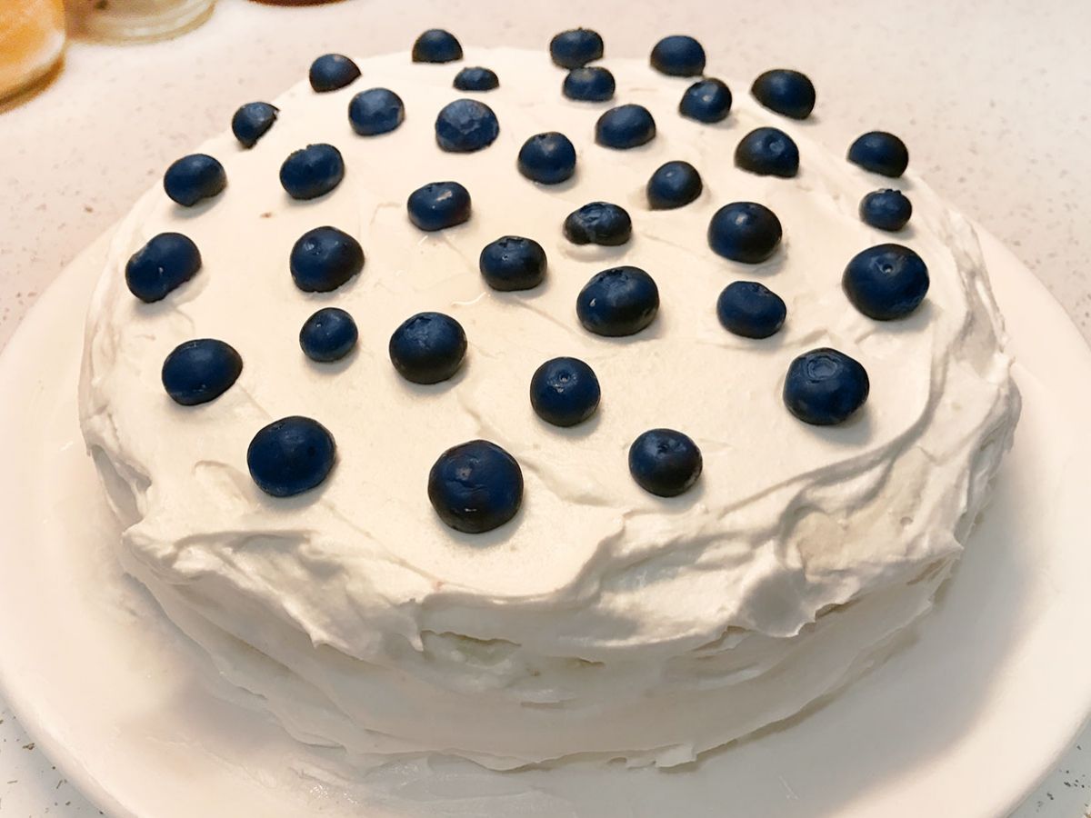 Yaban Mersinli Pasta tarifi görseli