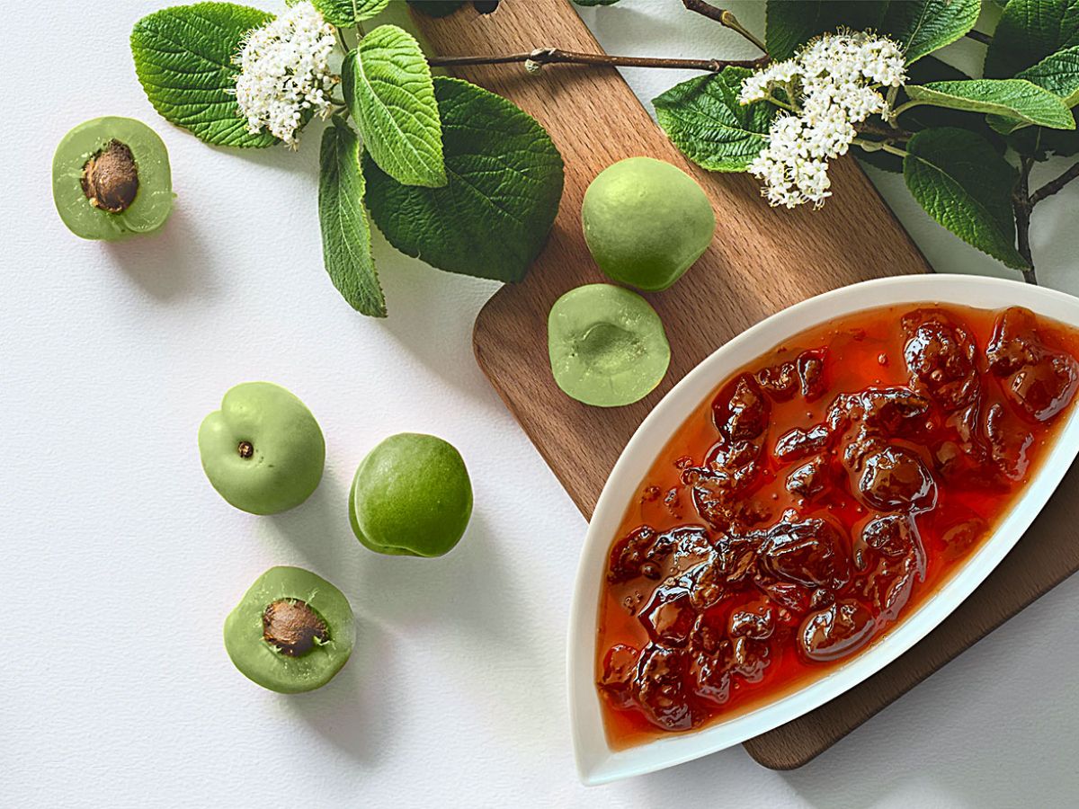 Yeşil Erik Reçeli tarifi görseli