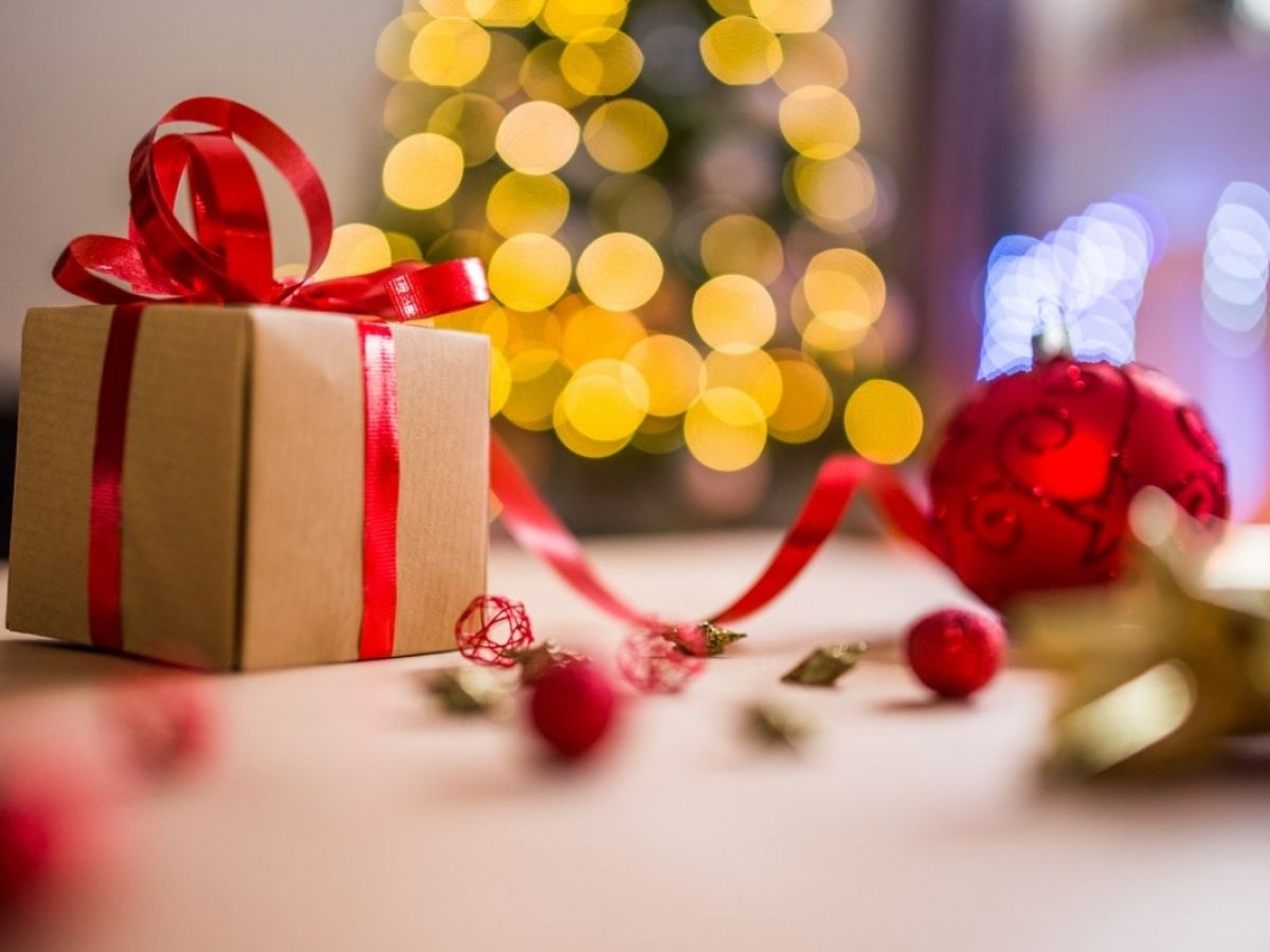 Choose Your New Year's Gift Based on Your Zodiac Sign image