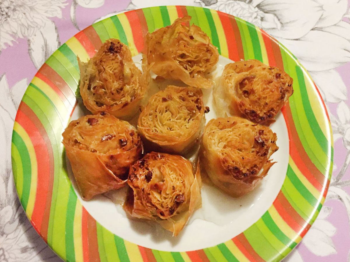 Yufkada Kadayıf Tatlısı tarifi görseli