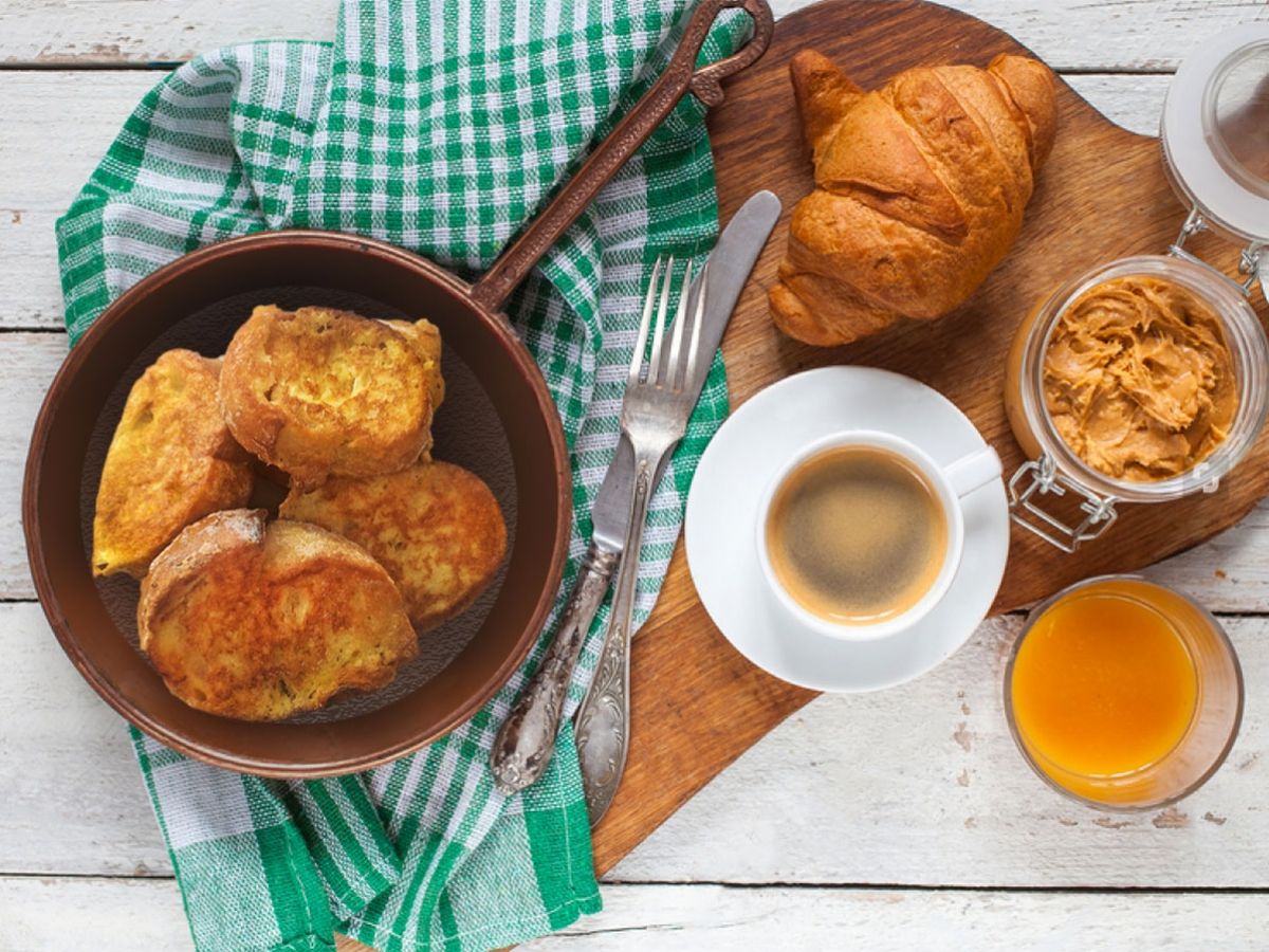 Egg French Toast (Yumurtalı Ekmek) recipe photo