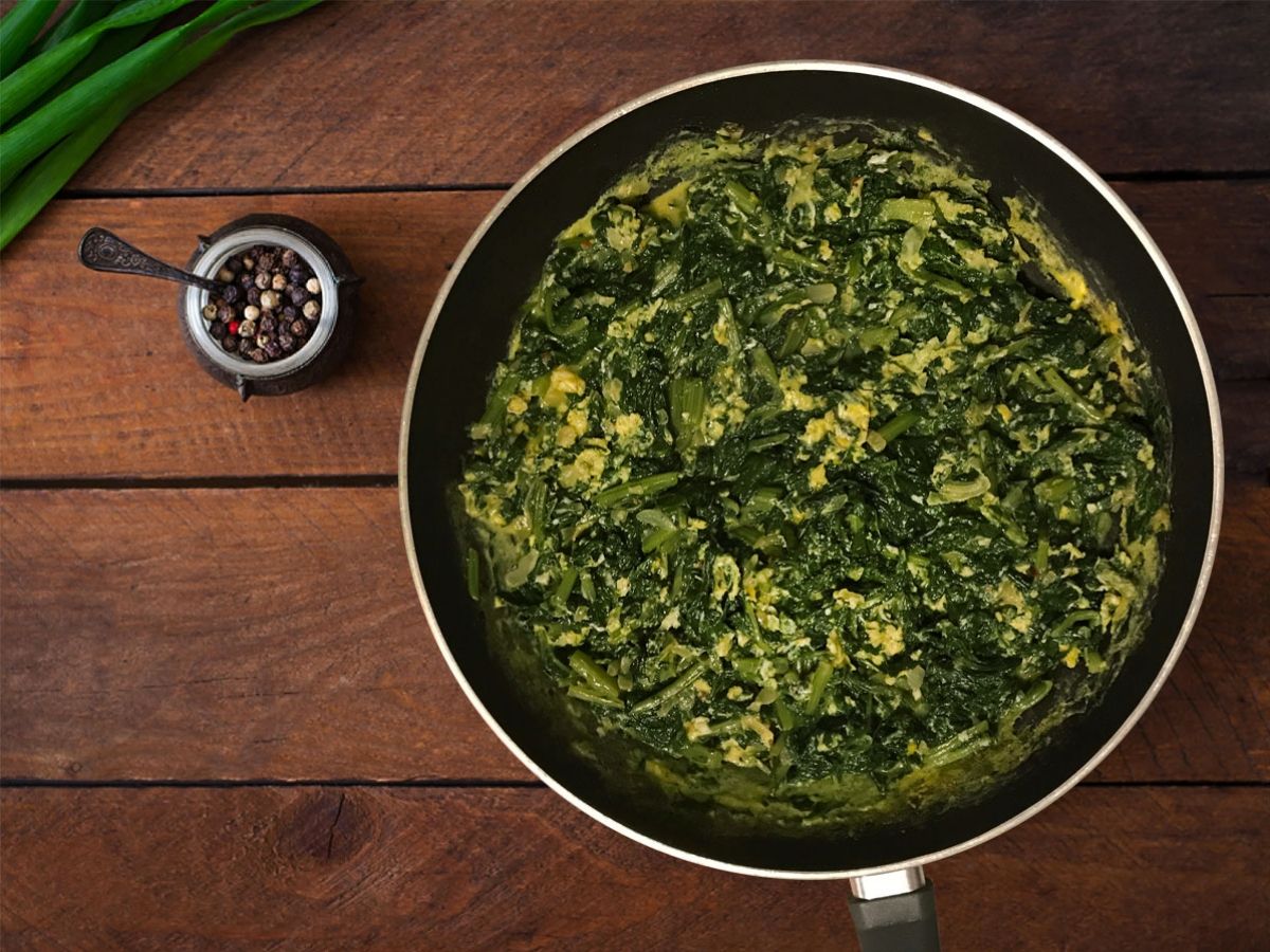 Swiss Chard Sauté with Eggs (Yumurtalı Pazı Kavurması) recipe photo