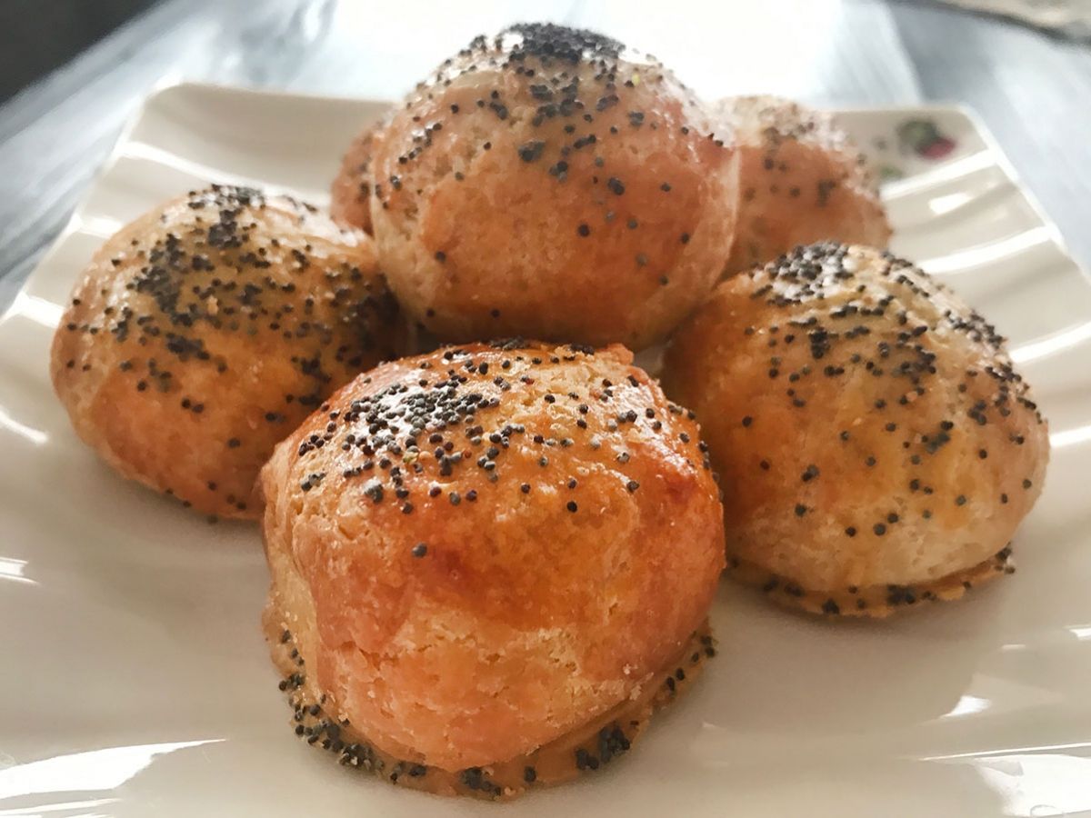 Zeytin Ezmeli Poğaça tarifi görseli