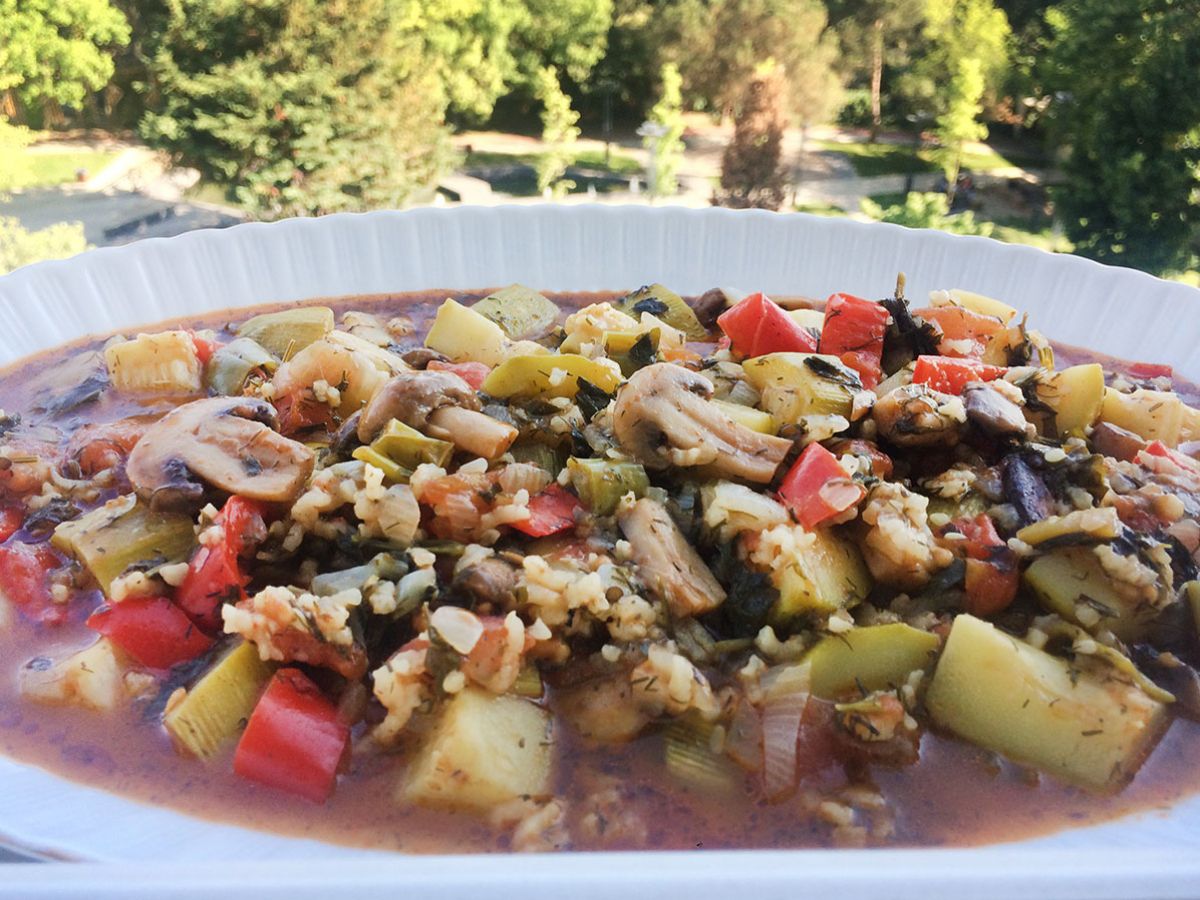 Zeytinyağlı Mantarlı Bulgurlu Kabak tarifi görseli